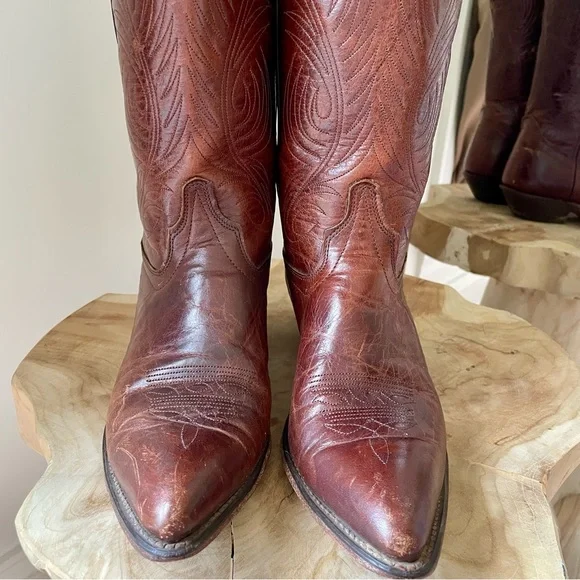 Vintage Leather Embroidered Western Cowboy Boots in Mahogany Brown - 10 - Picture 3 of 7